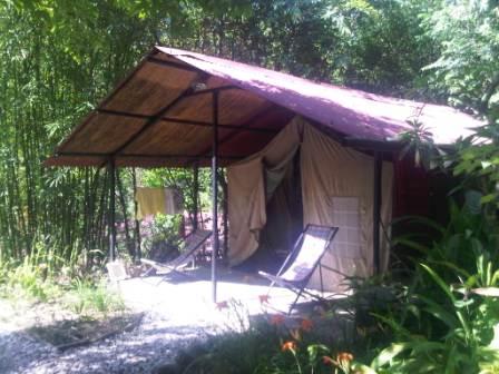 Telt #8 @ The Last Resort Berde end suiten på Dwarika